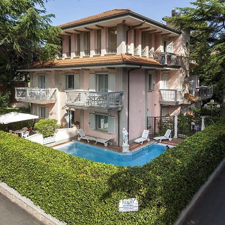 Residenza Villa Lidia Riccione Eksteriør billede