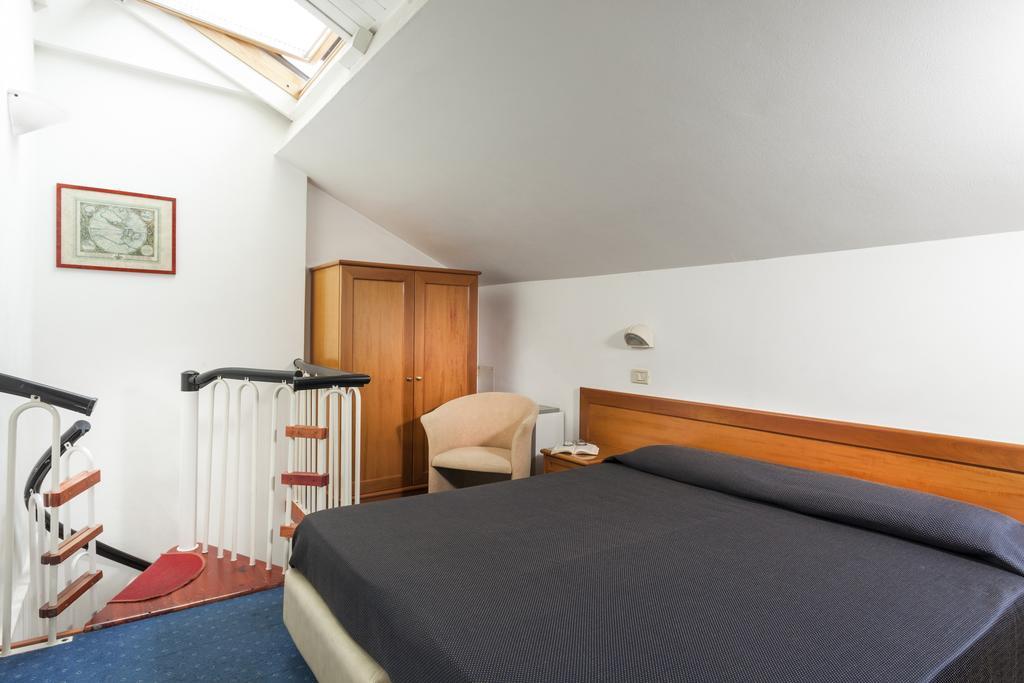 Residenza Villa Lidia Riccione Eksteriør billede
