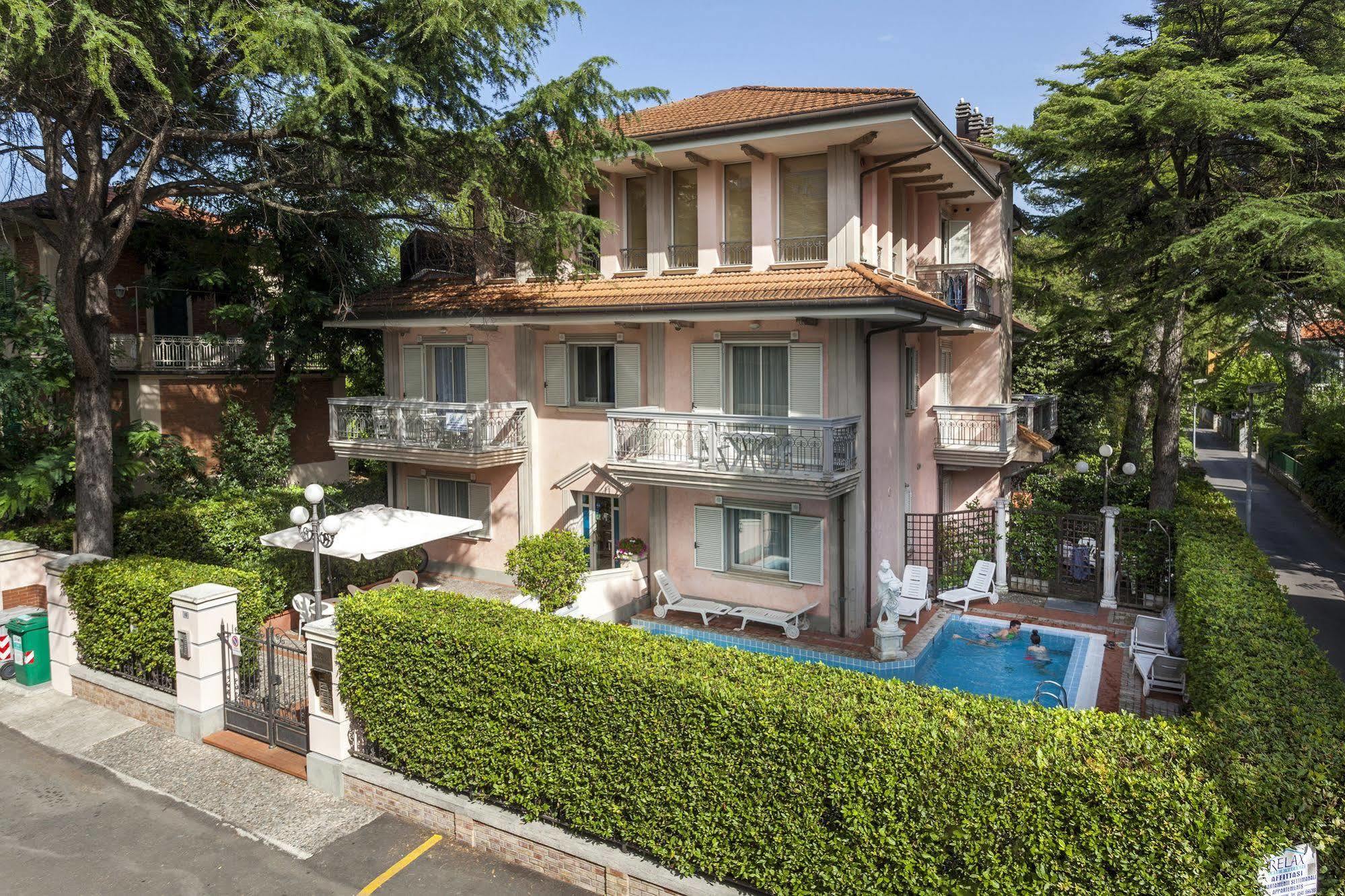 Residenza Villa Lidia Riccione Eksteriør billede