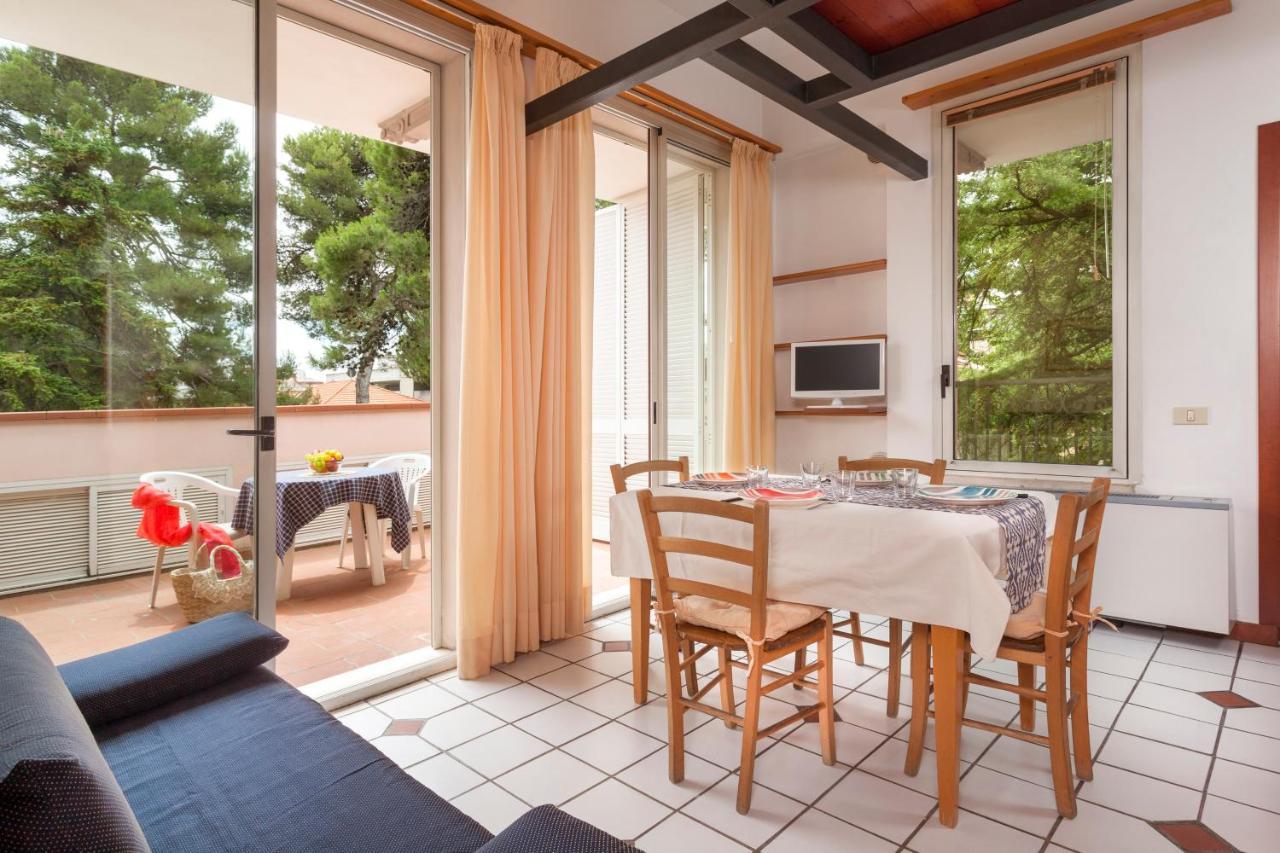 Residenza Villa Lidia Riccione Eksteriør billede